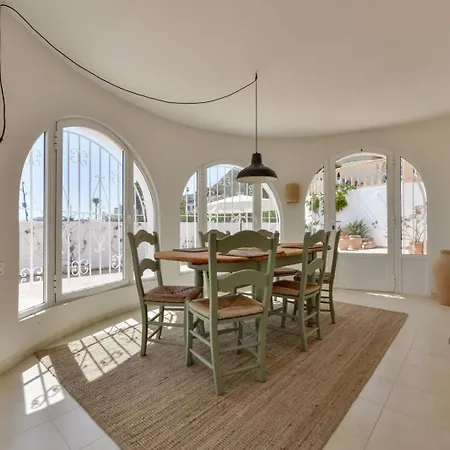 Guzman - Encanto Holiday home *